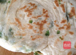 家常葱油饼的做法图解10