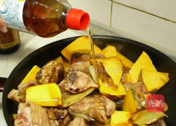 南瓜炖鸡的做法图解6