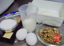 巧克力核桃蛋糕的做法图解1