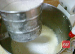 秒殺香蕉蛋糕的做法圖解3