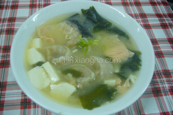 桂冠鱼饺味噌汤