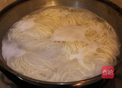 韭菜牛肉香拌面的做法图解3