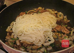 韭菜牛肉香拌面的做法图解8