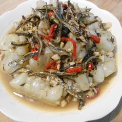 豆豉小鱼干烧苦瓜的做法[图]