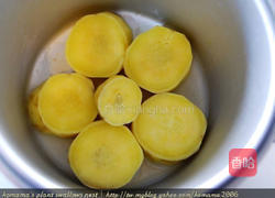 黑Q地瓜甜点的做法图解2