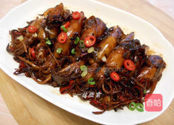 干烧辣味墨鱼的做法图解6