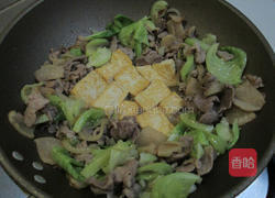 味噌烧肉豆腐丼的做法图解12