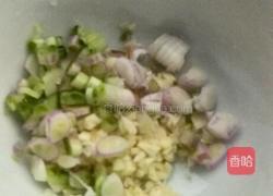 捞面的做法图解2