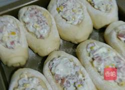 培根玉米粒沙拉面包的做法图解6