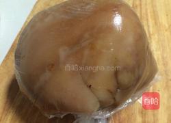 冰糖肘子的做法图解3