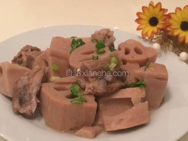 待压力锅冷却后，开盖，加入油盐、鸡精翻炒，待菜汁几乎烧干时就可以起锅了。