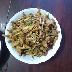 笋干小炒肉的做法[图]