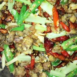 辣子鸡丁的做法[图]