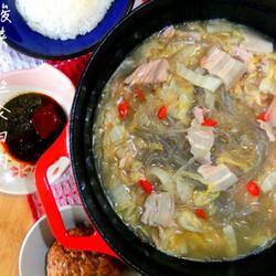 酸菜粉丝汆白肉的做法[图]