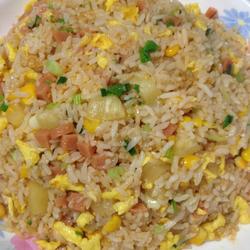 菠萝炒饭的做法[图]