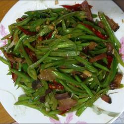 腊肉炒豆角的做法[图]