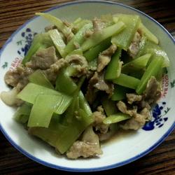 莴笋炒肉片的做法[图]