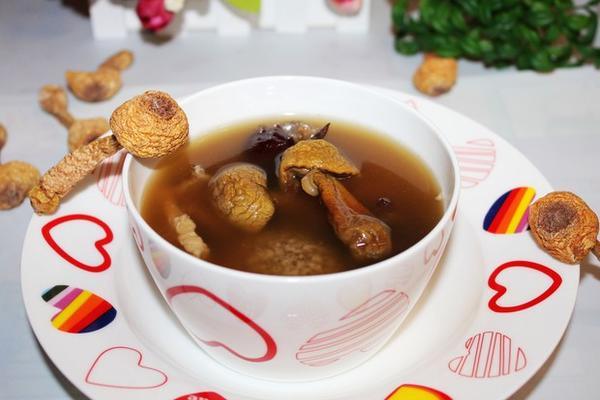松茸瘦肉汤