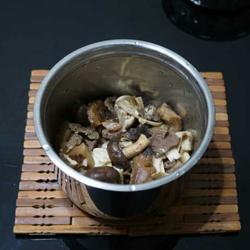 杂菇牛肉片的做法[图]