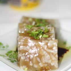 肉皮冻的做法[图]