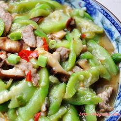 丝瓜烧鲜菇的做法[图]