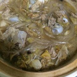 酸菜炖骨头的做法[图]