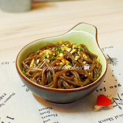 凉拌蕨根粉的做法[图]