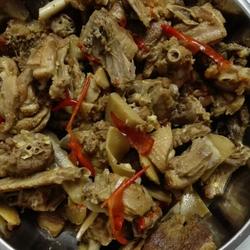 酸笋焖鸭的做法[图]