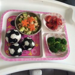 足球饭团的做法[图]