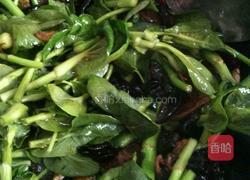 香肠炒菜苔的做法图解4