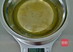 戚风蛋糕的做法图解7