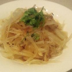 风凉拌洋葱的做法[图]
