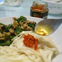 时蔬肉丝辣拌面的做法[图]