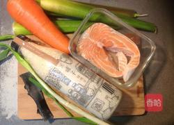 鲑鱼饭的做法图解1