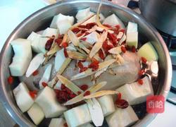 青木瓜炖鸡汤的做法图解3