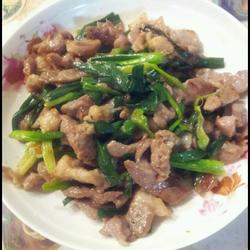 葱爆黑珍猪的做法[图]
