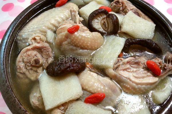 竹笙香菇鸡汤