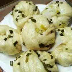 面粉葱花卷的做法[图]