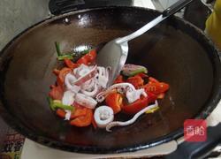 番茄炒墨鱼的做法图解4