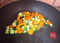 三色鸡丁的做法图解4