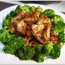 酱炒洋葱鸡腿肉的做法[图]