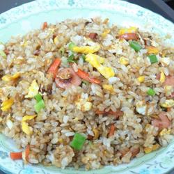 火腿蛋炒饭的做法[图]