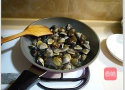 九层塔炒蛤蜊的做法图解2