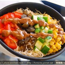 黑Q鲜蔬凉拌米粉的做法[图]