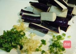 塔香茄子的做法图解1