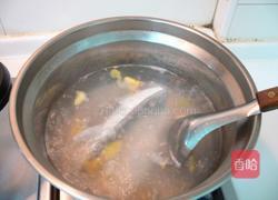 虱目鱼肚汤的做法图解1