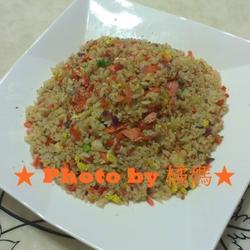 鲑鱼炒饭的做法[图]