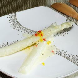 奶油汁煮白芦笋的做法[图]
