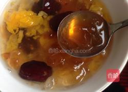 黄金耳雪莲子炖桃胶的做法图解4
