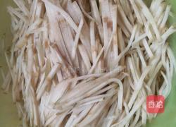 肉丝炒芥菜疙瘩。的做法图解2